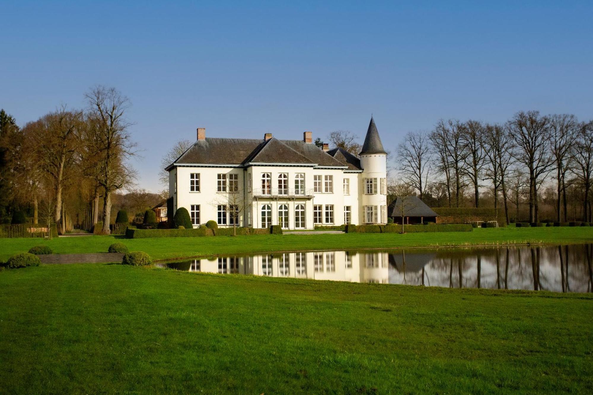 B&B Kasteel Den Tip Arendonk ภายนอก รูปภาพ