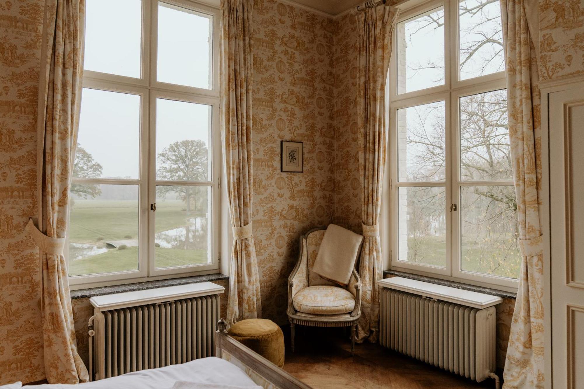 B&B Kasteel Den Tip Arendonk ภายนอก รูปภาพ
