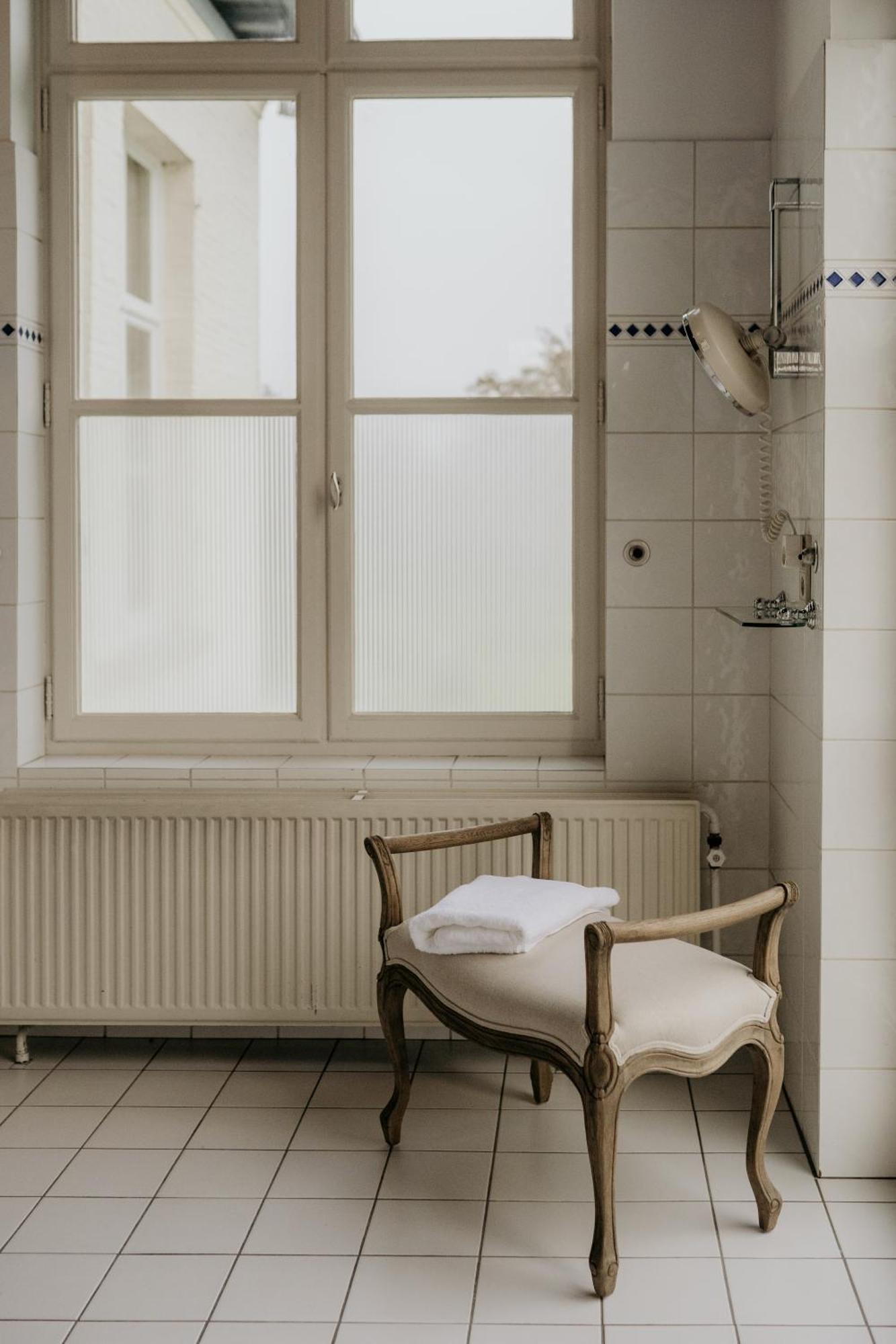 B&B Kasteel Den Tip Arendonk ภายนอก รูปภาพ